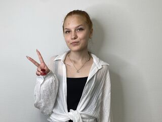 camslut spreading pussy KarineBrinkmeyer