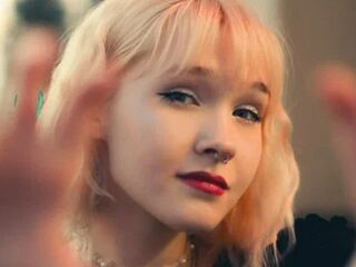 kinky cam photo KarlaFriedline