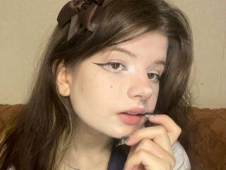 naked cam girl masturbating with dildo KarolynBerendzen