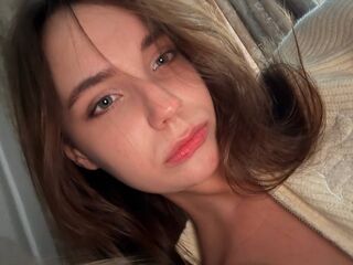 live sex cam KyungInguardsen