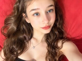 camgirl showing pussy LashawnLebert