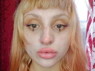 cam girl masturbating with dildo LeylaHugg