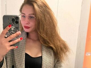 adult web cam chat LillieMann