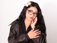 topless webcam girl LunaBlur