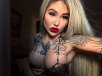 fingering girl webcam picture MadinaPinkman