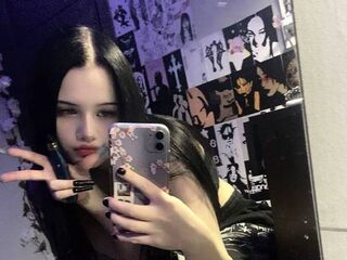 naked webcamgirl MaishaHanawalt