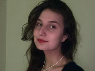 naked girl with webcam masturbating with dildo MarciaHynd