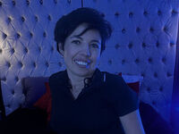 live striptease MarietteAdams