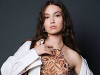 kinky webcam model MauraHoese
