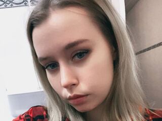 girl webcam show MelissaKnott