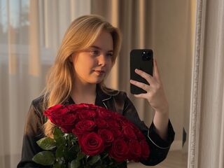 hot video chat MelissaMyla