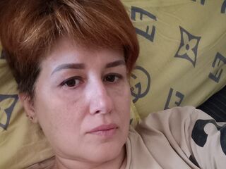 girl MiraLiberty