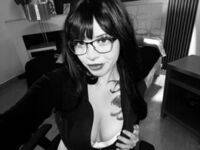 camwhore masturbating with dildo NathashaHotson