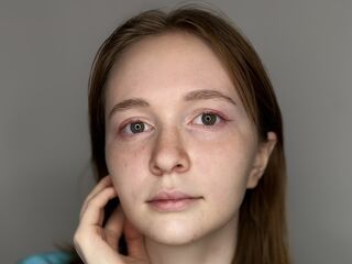 mastubating web cam girl NishaDambrosi