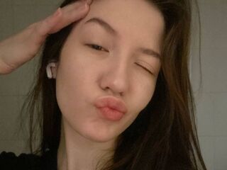 naked cam chatroom NoemiMeservy
