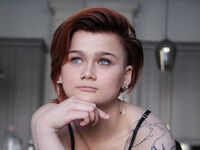 camwhore spreading pussy PeachAveline