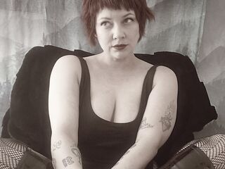 shower webcam PoppyKryze