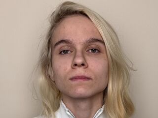 beautiful girl PoulaShade