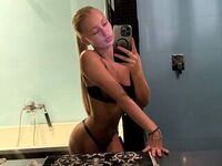 camgirl chatroom RandiWeirather