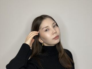 girl fingering shaved pussy ReenaHarmen