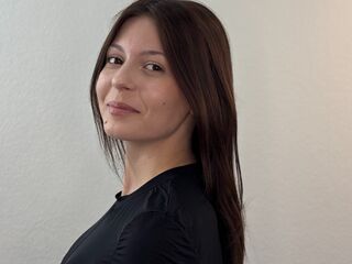 hot cam whore RobinCarcieri