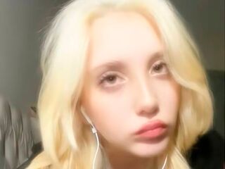 cam slut video chat RubiAntonakos