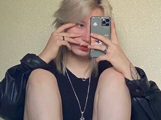 camgirl playing with sex toy SeritaElawar