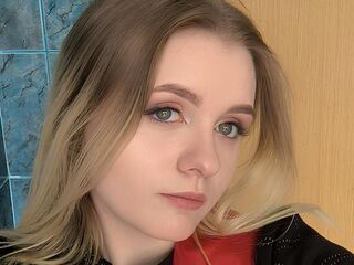girl webcam ShannonPomilla
