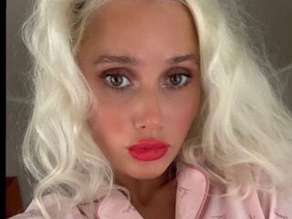 fingering camgirl ShiraMitman