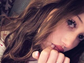 camgirl fingering pussy SimonaHaley