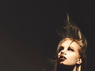 closeup cam SofiFerran