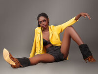 camwhore masturbating with dildo TatianaAkil