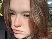 camslut masturbating TwannaShumate