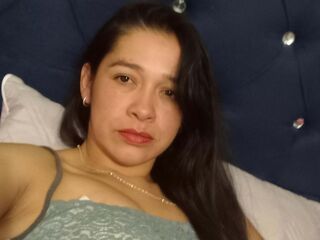 dity cam show VictoriaCruzL