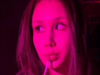 sex show online WilletteLabrie