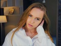 camgirl live sex photo WilonaFurr