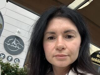 chatroom webcam pic YulieAnna