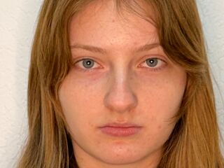 striptease show ZellaCarwin